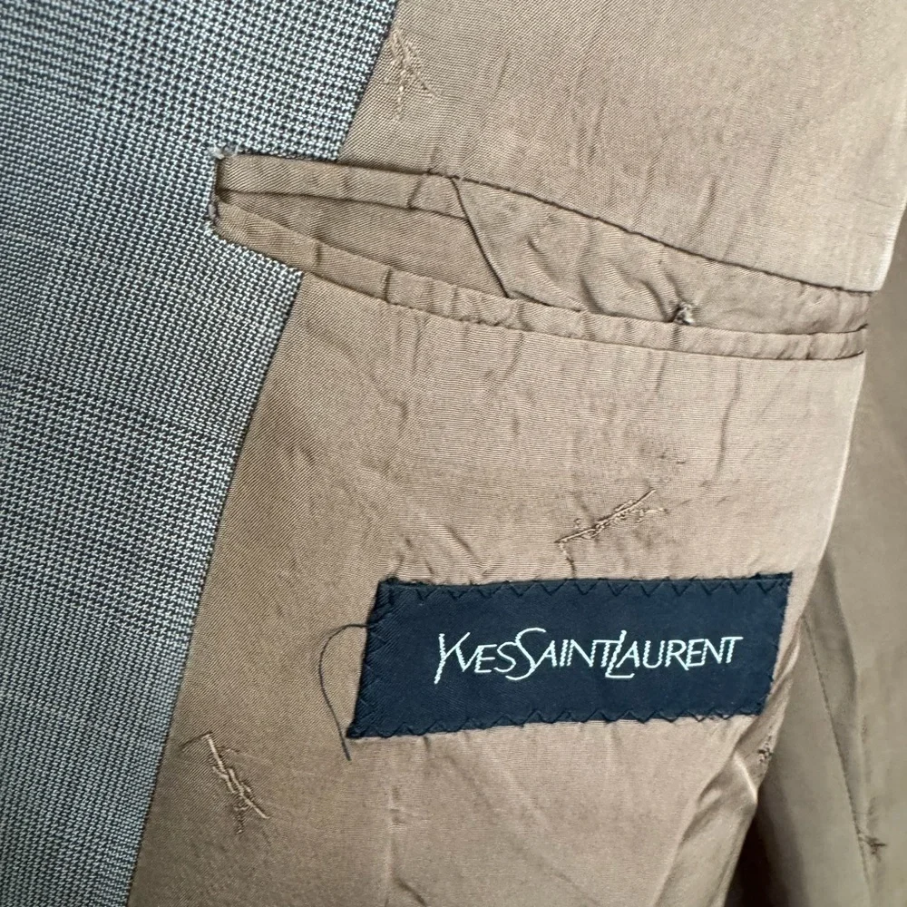 Yves Saint Laurent vintage men’s blazer double breasted, beige size Large